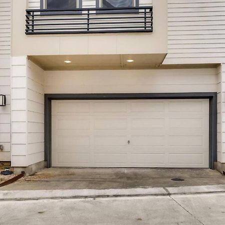 Gorgeous 4 Bed Home On St Mary'S - Minutes To Riverwalk/Pearl San Antonio Exterior photo